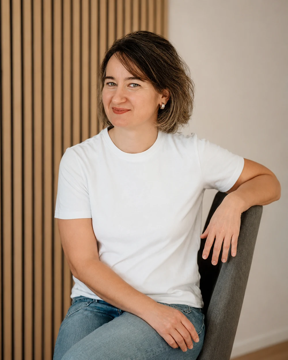 Portrait de Nelcy Vernay, thérapeute craniosacrale et fasciathérapeute à Genève